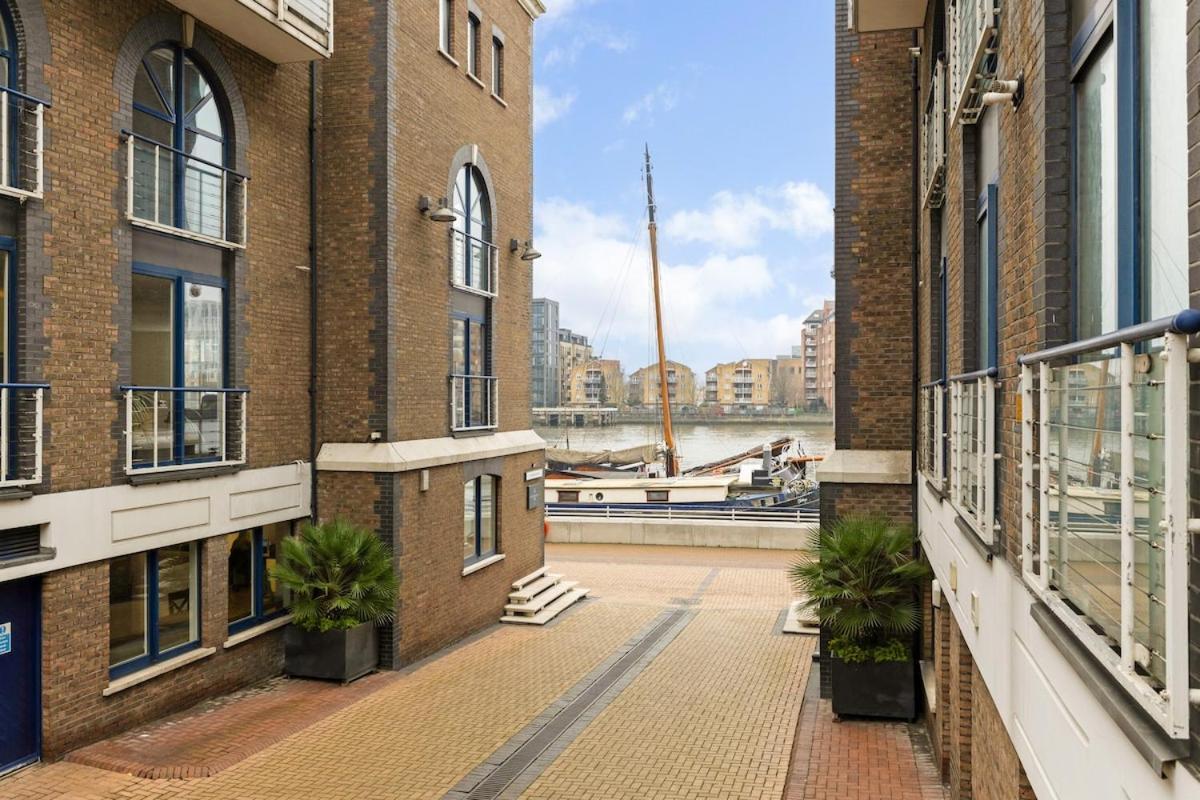 The Riverbank Hideaway Londres